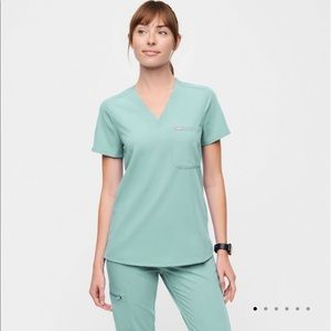 SOLD Figs Sea Glass Scrub Set. Medium Tall and small